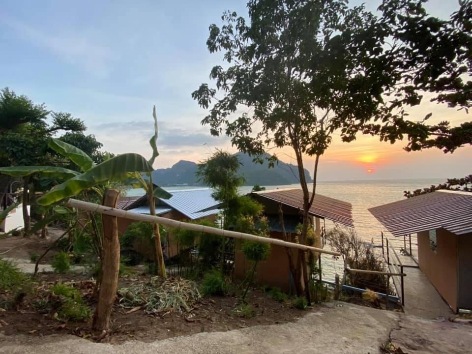 Phi Phi Seaside Bungalow المظهر الخارجي الصورة